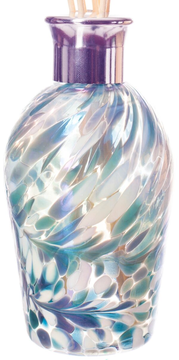 Turquoise and White - Image 2